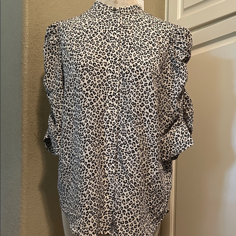 FRAME Leopard Caramel Multi Shirred Button up Medium M Top Shirt Blouse - Picture 4 of 10